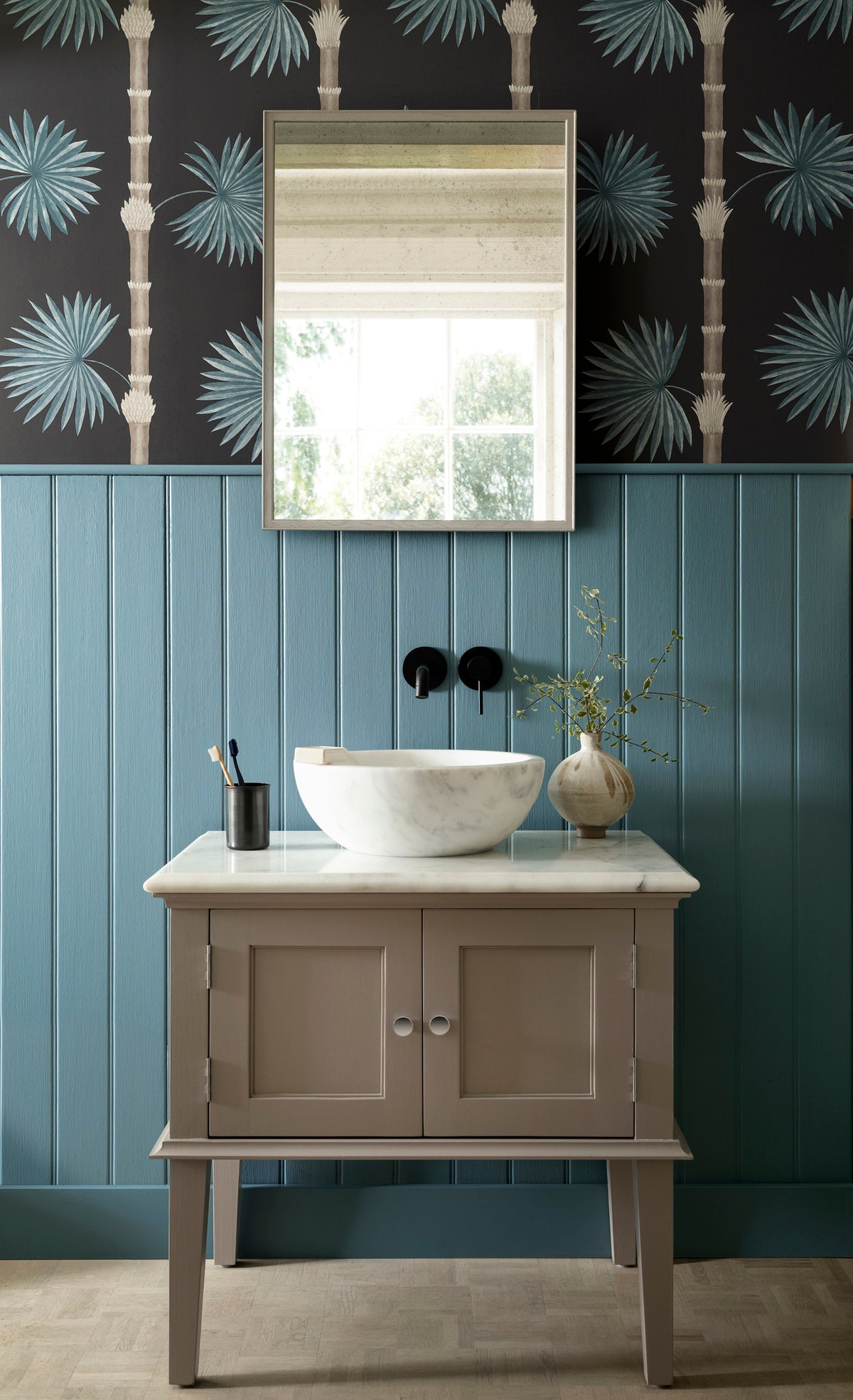Paint & Paper Library Blue Gum 620
