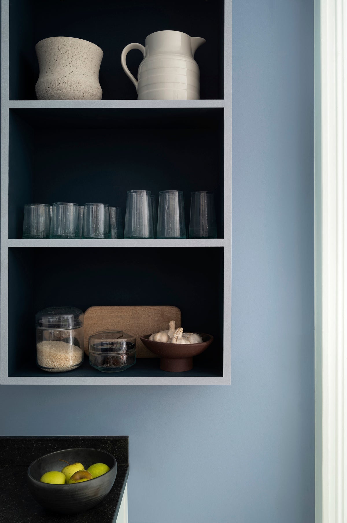 Paint & Paper Library Blue Vein 676