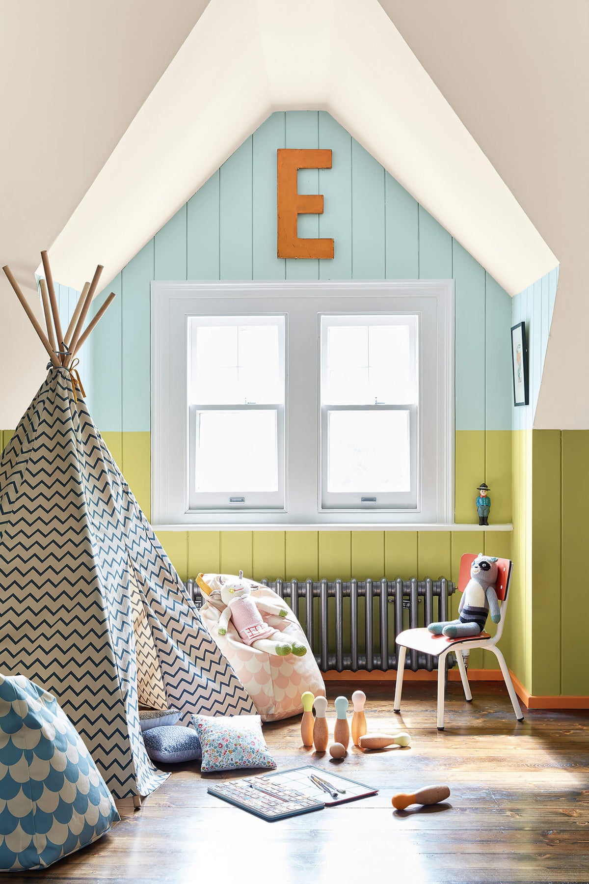 Little Greene Pale Lime 70
