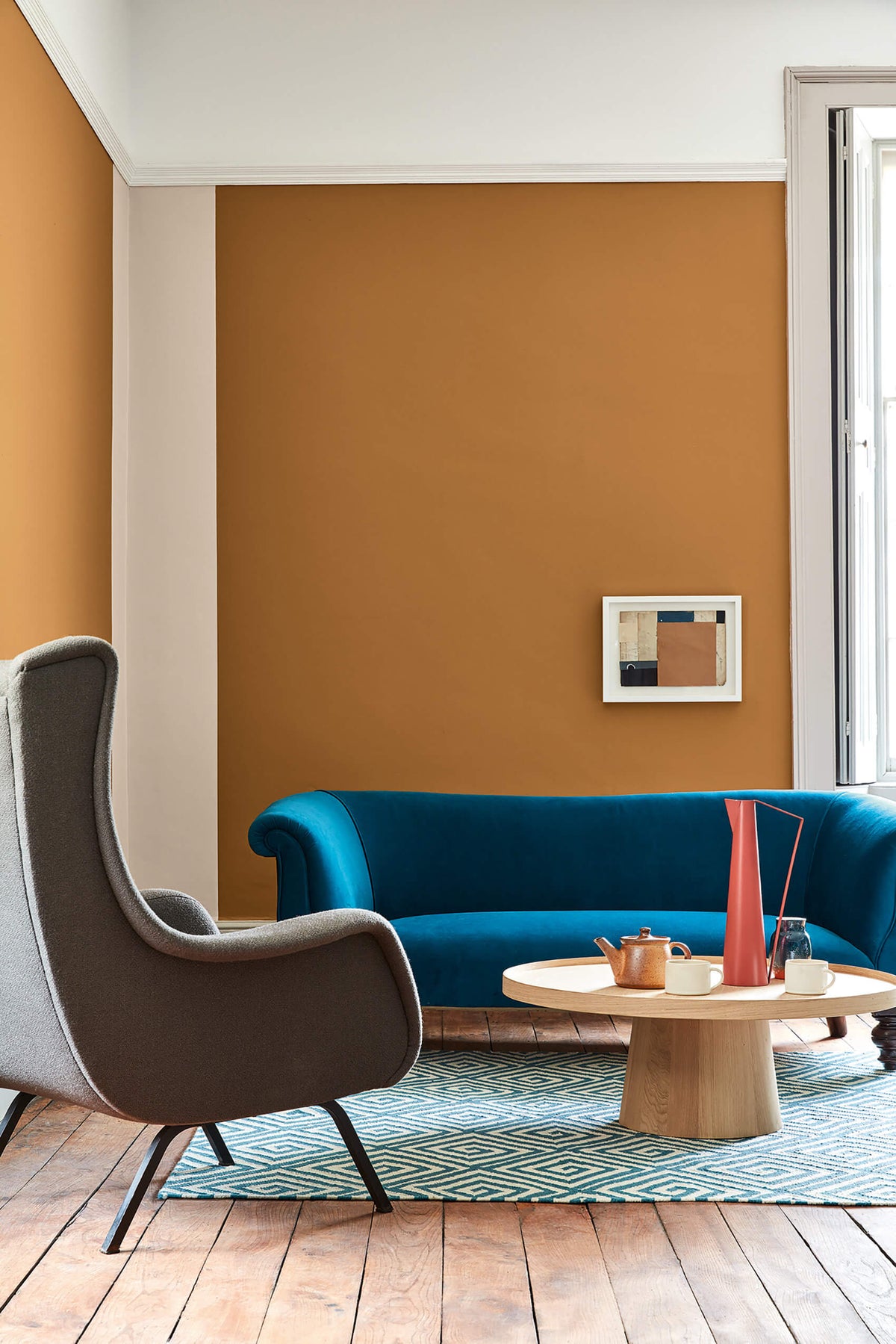 Little Greene Middle Buff 122